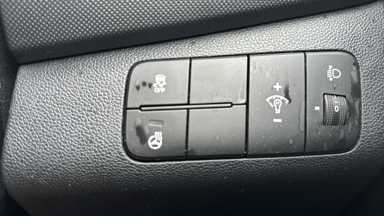 Used Hyundai i10 2019 for sale - 77598344: Photo 17