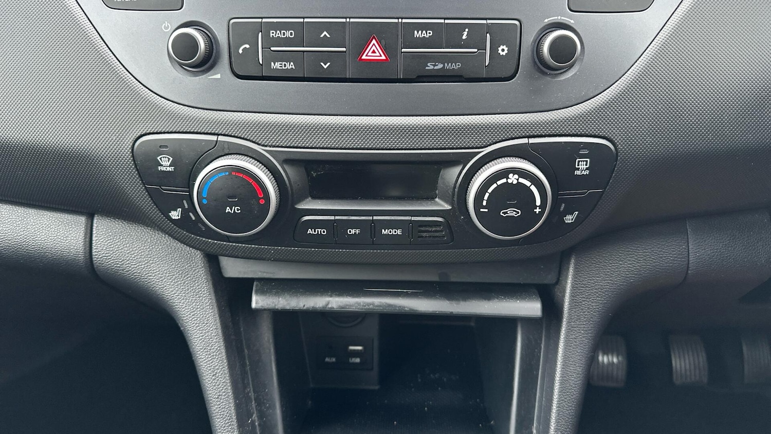 Used Hyundai i10 2019 for sale - 77598344: Photo 19