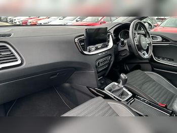 Used Kia XCeed 2023 for sale - 78047717: Photo