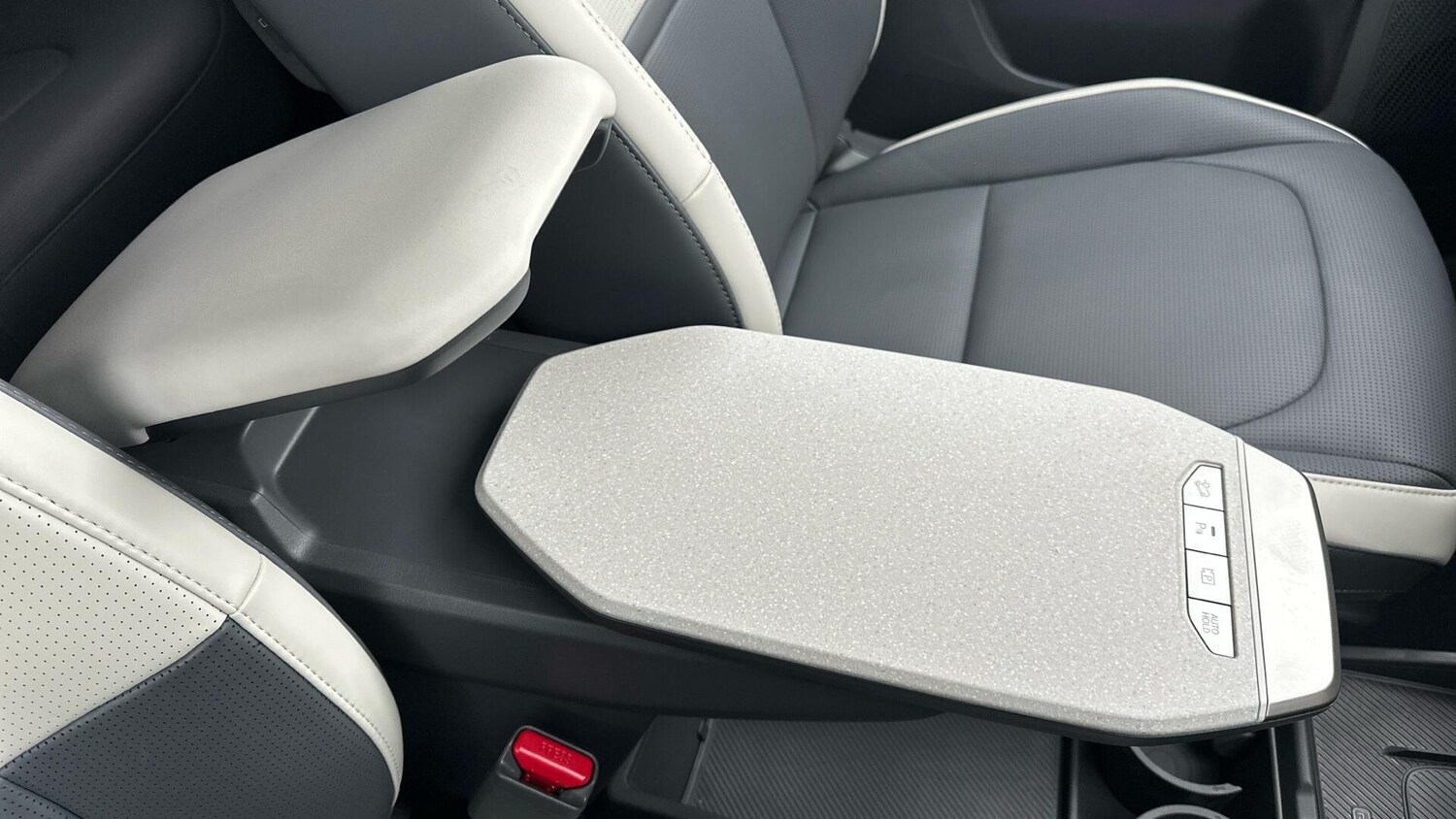 Used Kia EV3 2025 for sale - 77673146: Photo 24