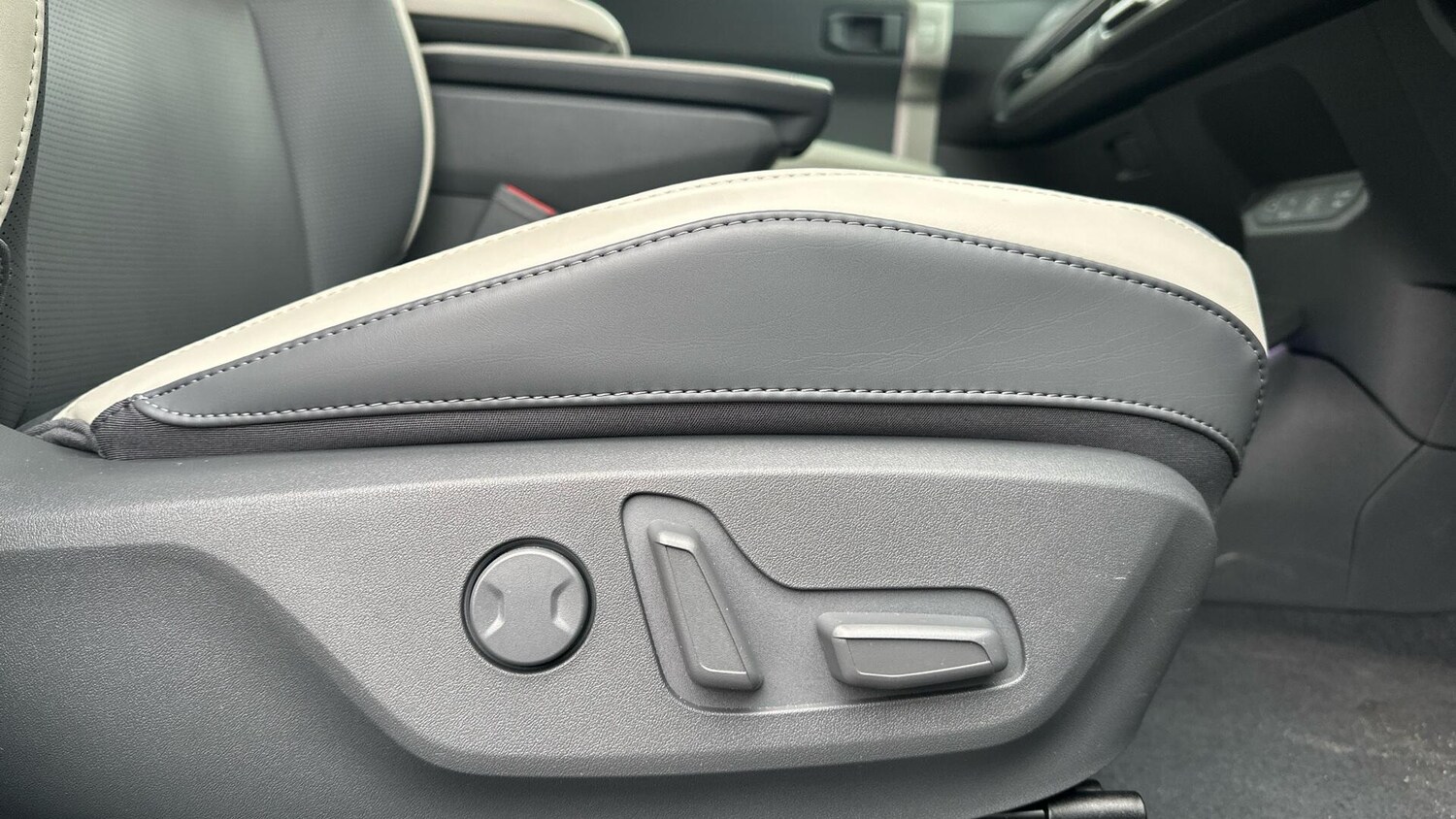 Used Kia EV3 2025 for sale - 77673146: Photo 27