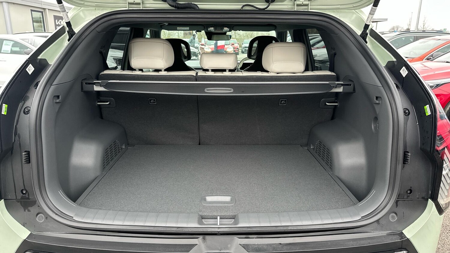 Used Kia EV3 2025 for sale - 77673146: Photo 8