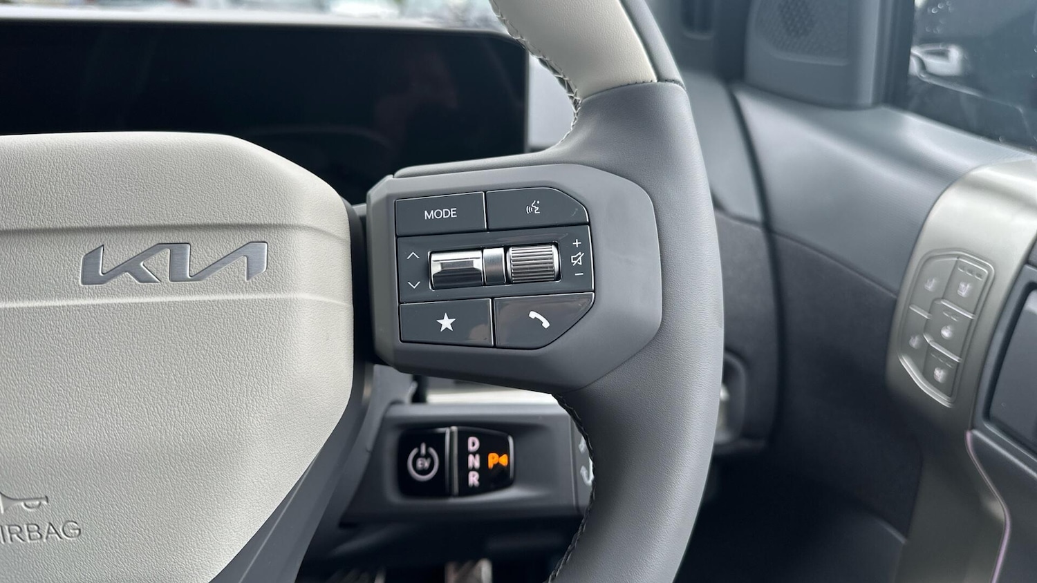 Used Kia EV3 2025 for sale - 76549735: Photo 18