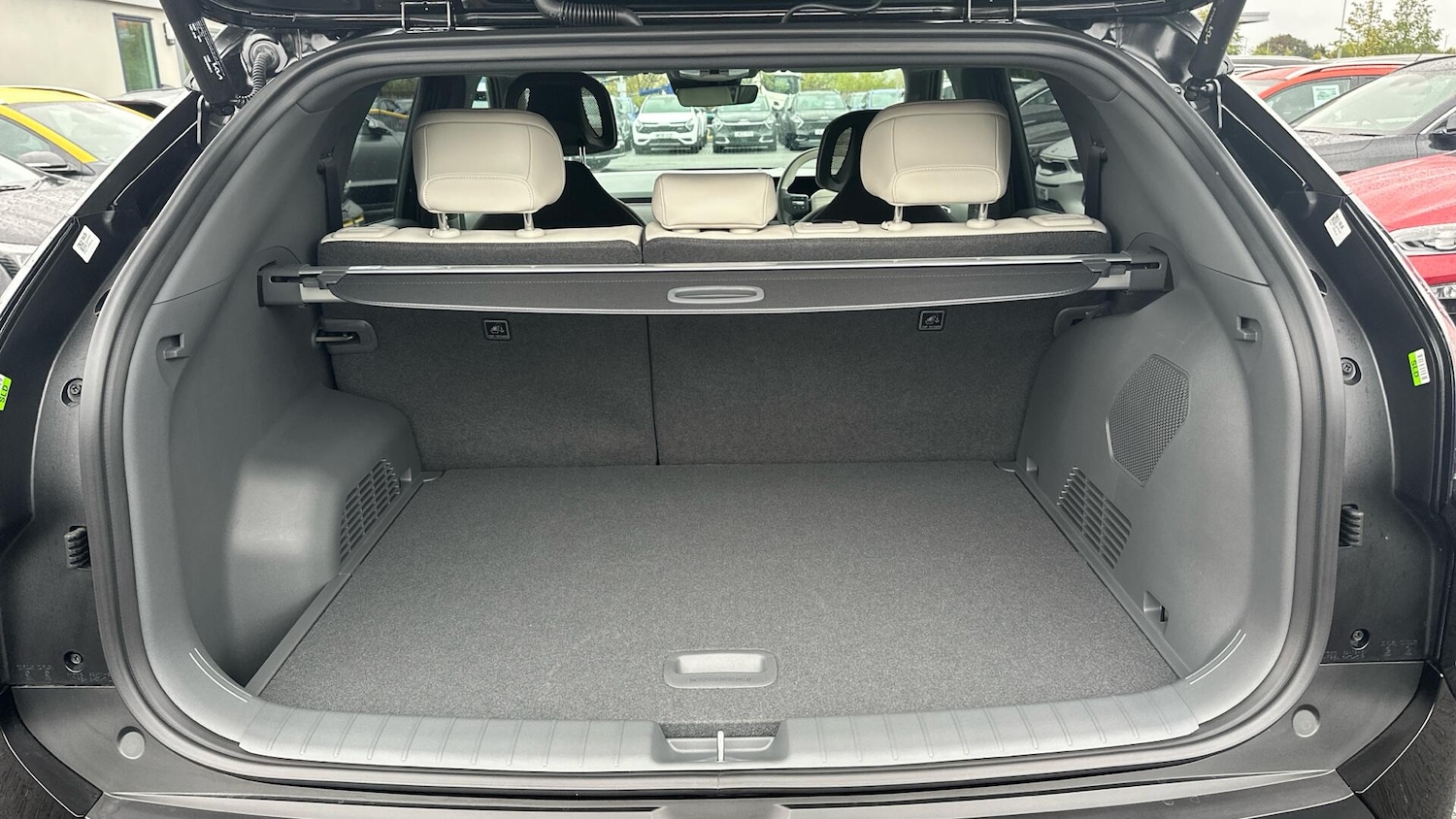 Used Kia EV3 2025 for sale - 76549735: Photo 8