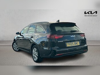 Used Kia Ceed 2025 for sale - 77768913: Photo