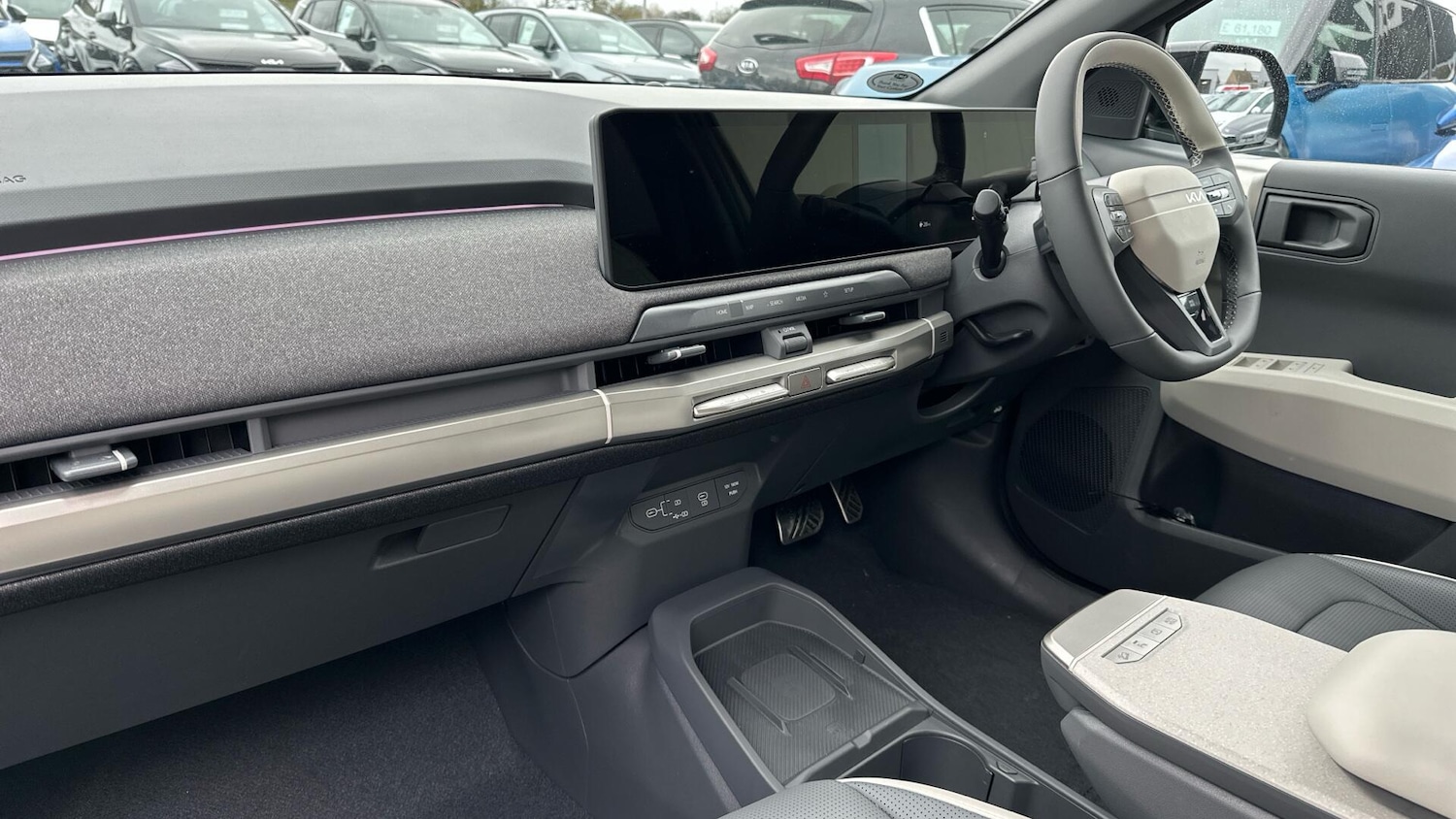 Used Kia EV3 2025 for sale - 76573682: Photo 3