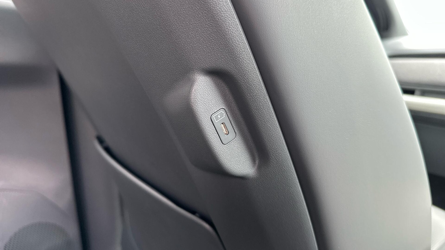 Used Kia EV3 2025 for sale - 76573682: Photo 32