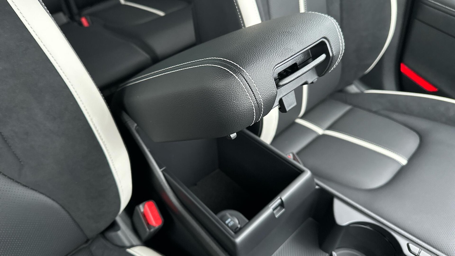 Used Kia Sportage 2025 for sale - 77882342: Photo 25