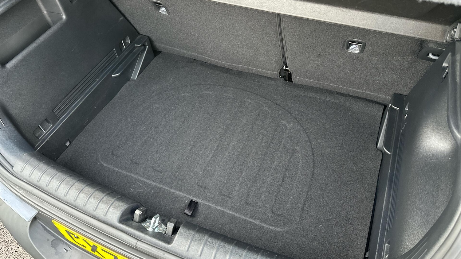 Used Kia Stonic 2022 for sale - 76336290: Photo 10