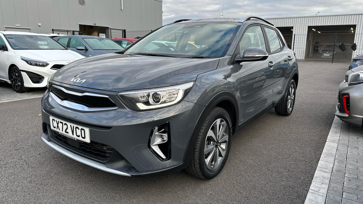 Used Kia Stonic 2022 for sale - 76336290: Photo 23