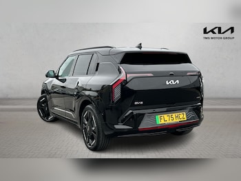 Used Kia EV3 2025 for sale - 77673212: Photo