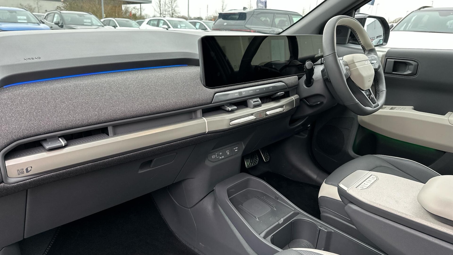 Used Kia EV3 2025 for sale - 77673212: Photo 3