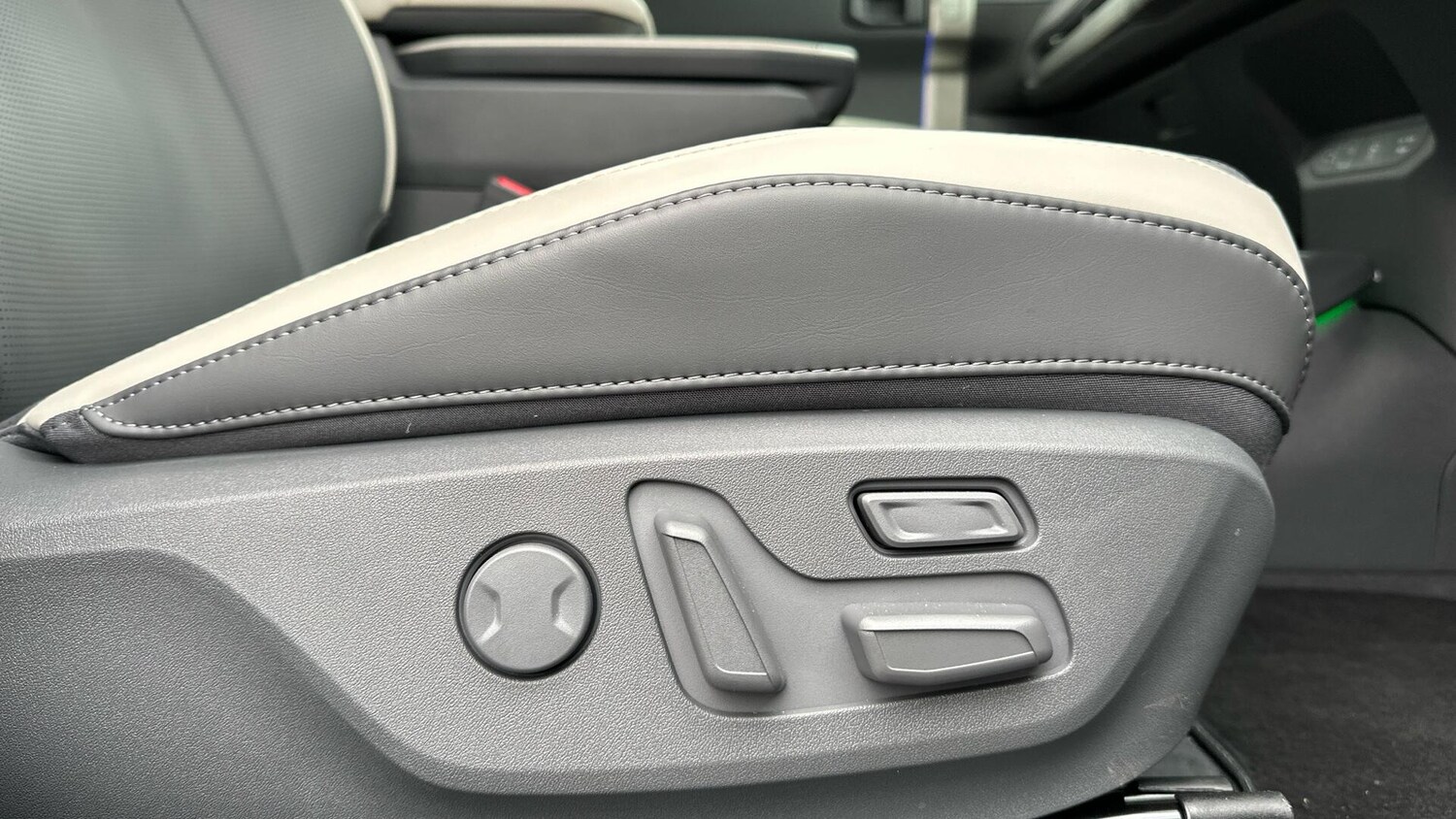 Used Kia EV3 2025 for sale - 77673212: Photo 31