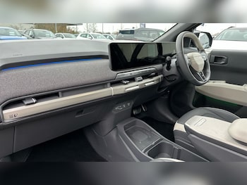 Used Kia EV3 2025 for sale - 77673212: Photo