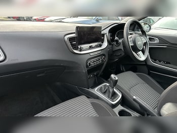 Used Kia XCeed 2025 for sale - 76336183: Photo