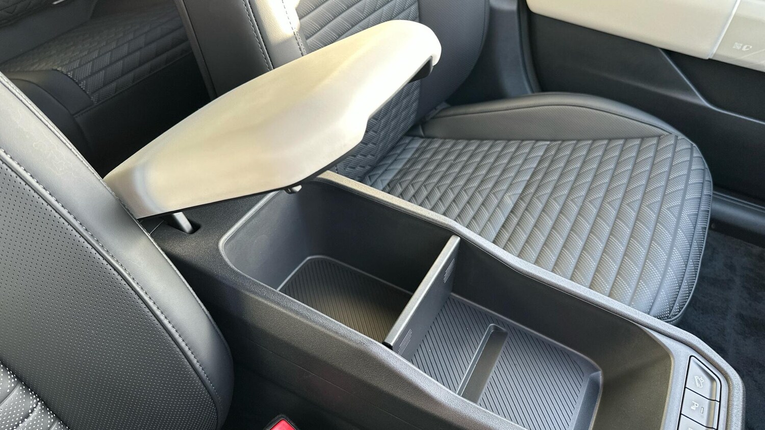 Used Kia EV4 2026 for sale - 77673171: Photo 25