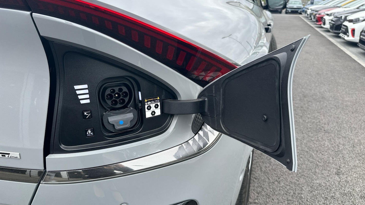 Used Kia EV6 2025 for sale - 76632687: Photo 9