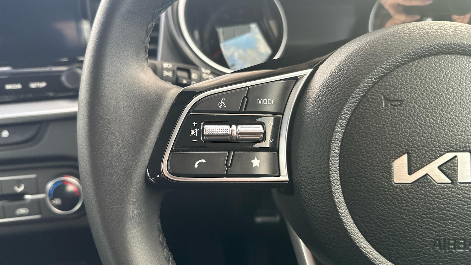 Used Kia Ceed 2025 for sale - 78100460: Photo 13