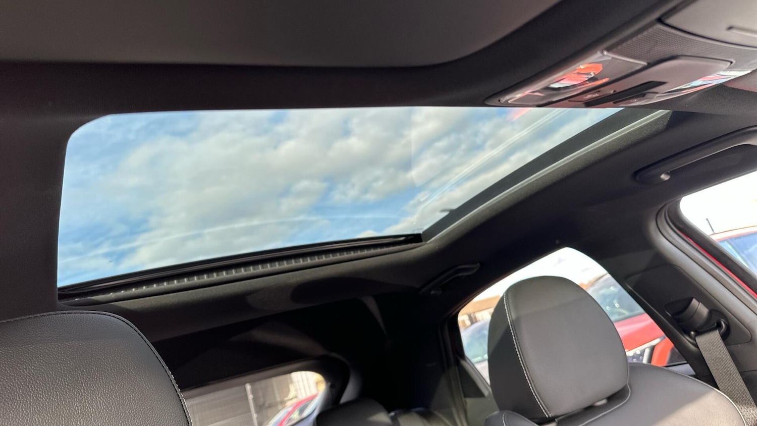 Used Kia XCeed 2025 for sale - 76337383: Photo 11