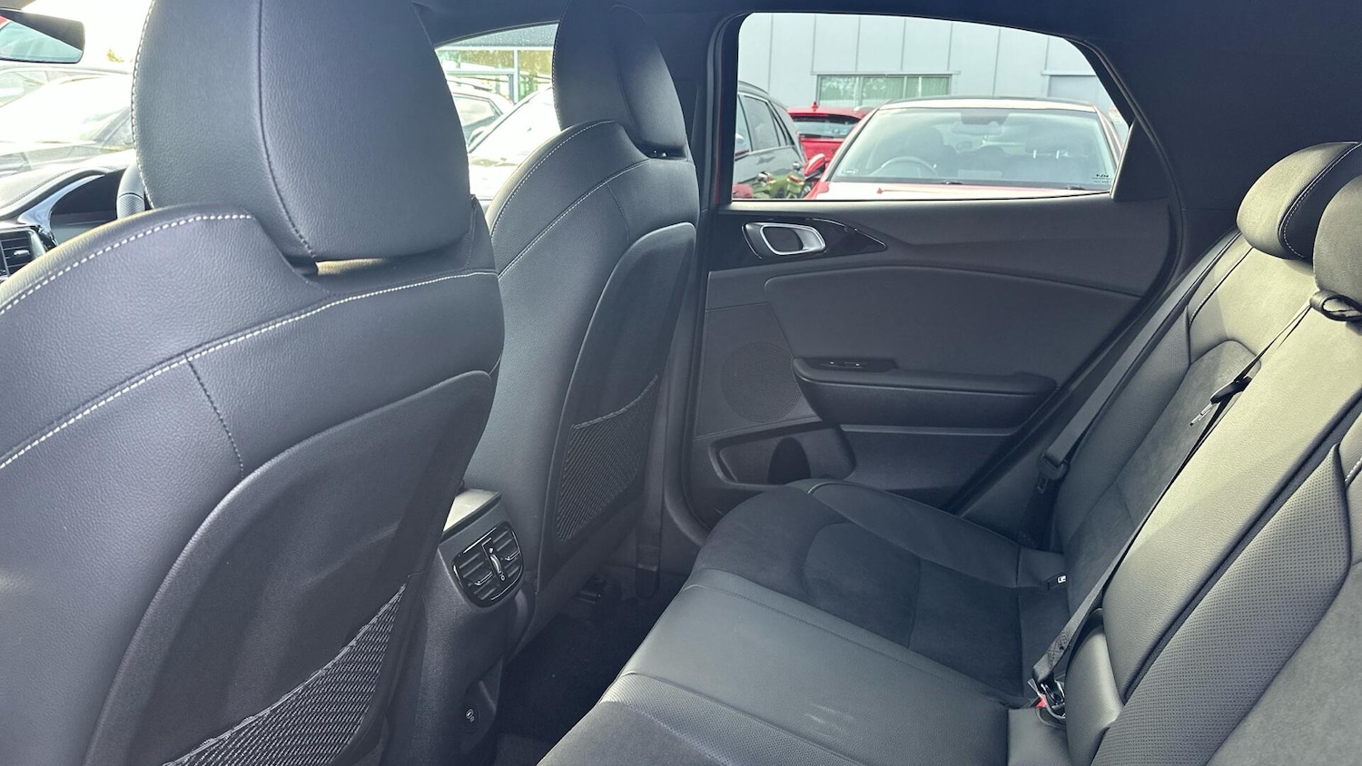 Used Kia XCeed 2025 for sale - 76337383: Photo 9