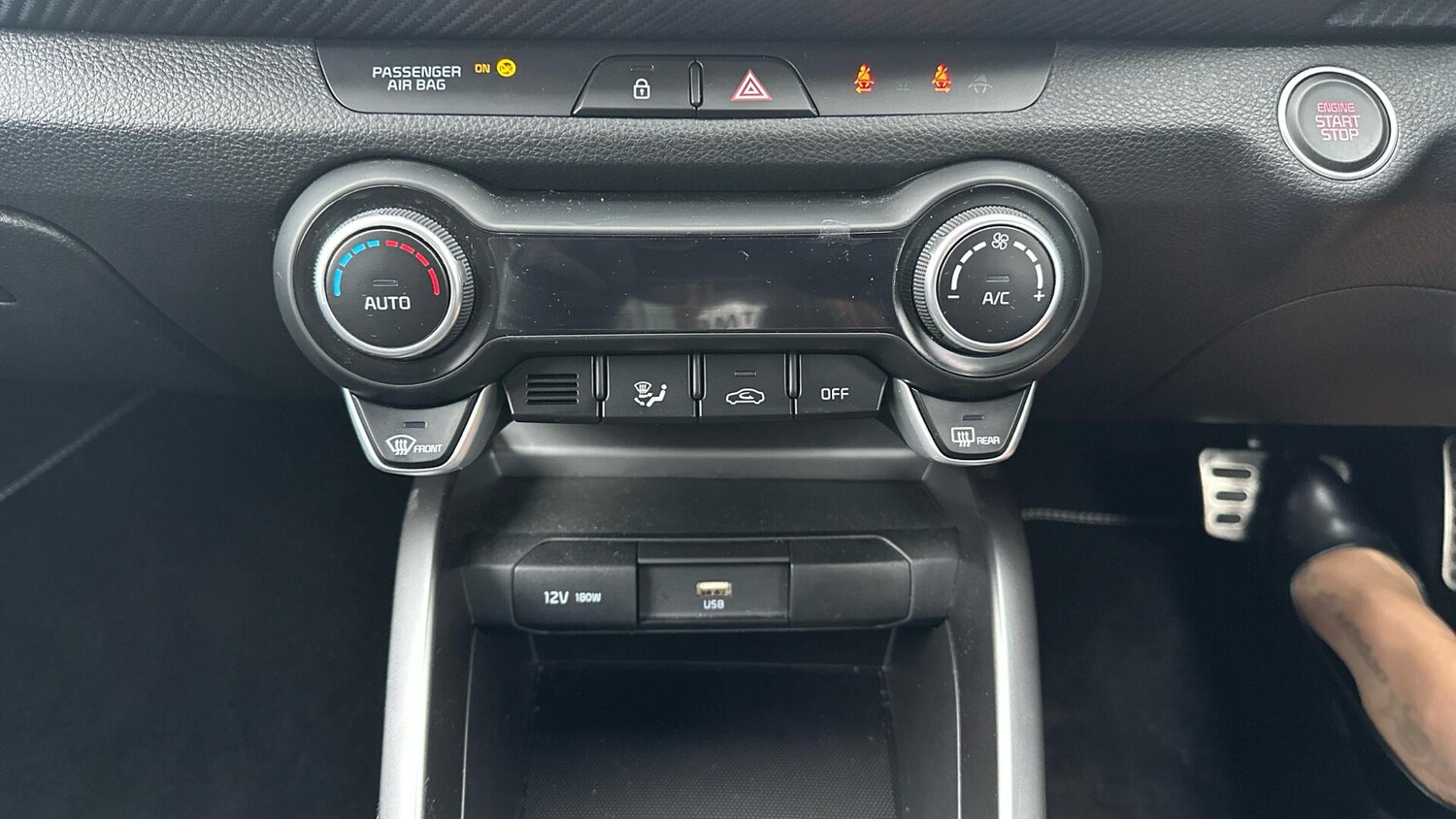 Used Kia Stonic 2025 for sale - 77550319: Photo 20