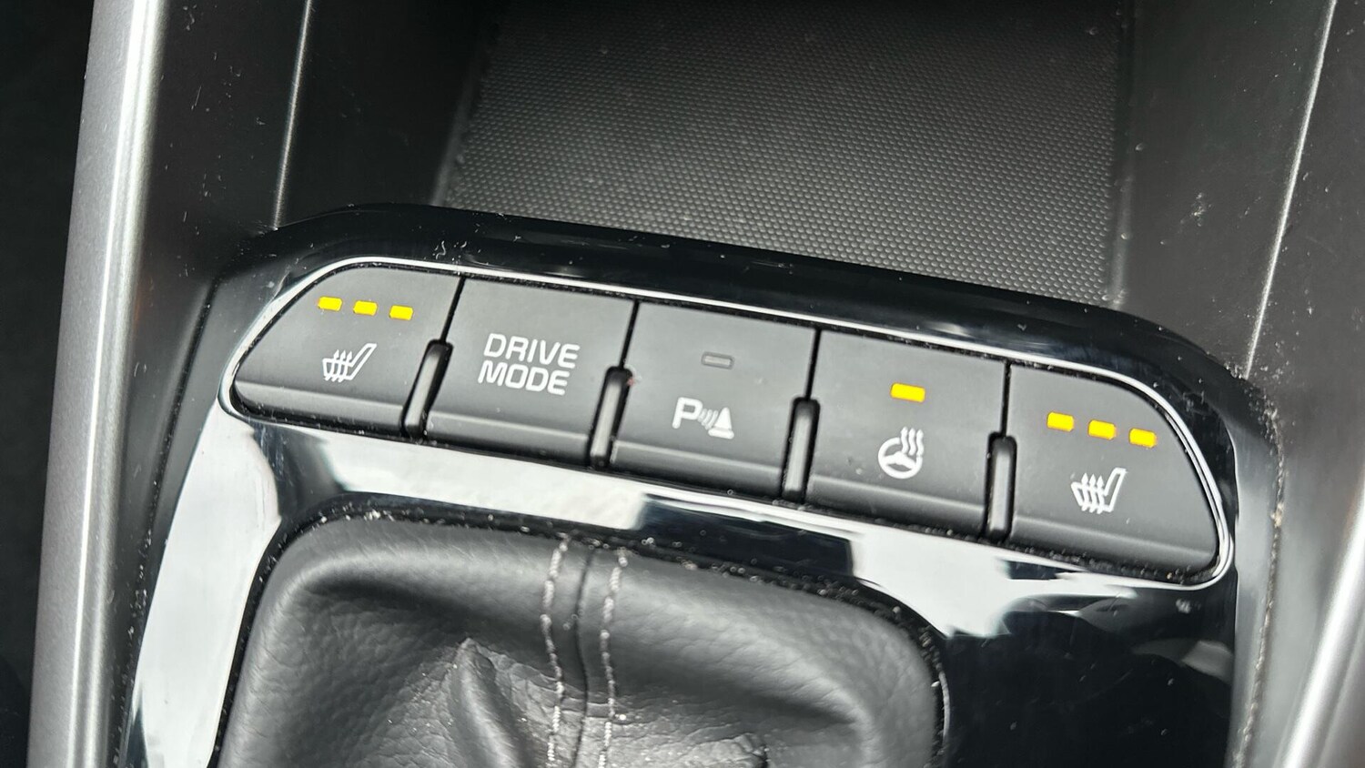 Used Kia Stonic 2025 for sale - 77550319: Photo 21