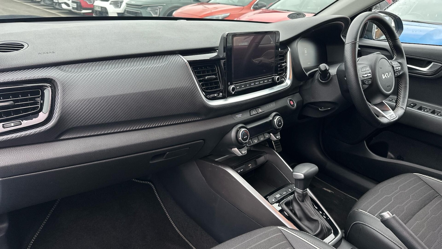 Used Kia Stonic 2025 for sale - 77550319: Photo 3