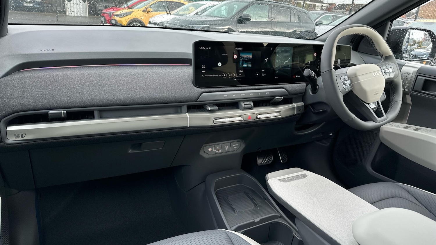 Used Kia EV3 2025 for sale - 77163676: Photo 3