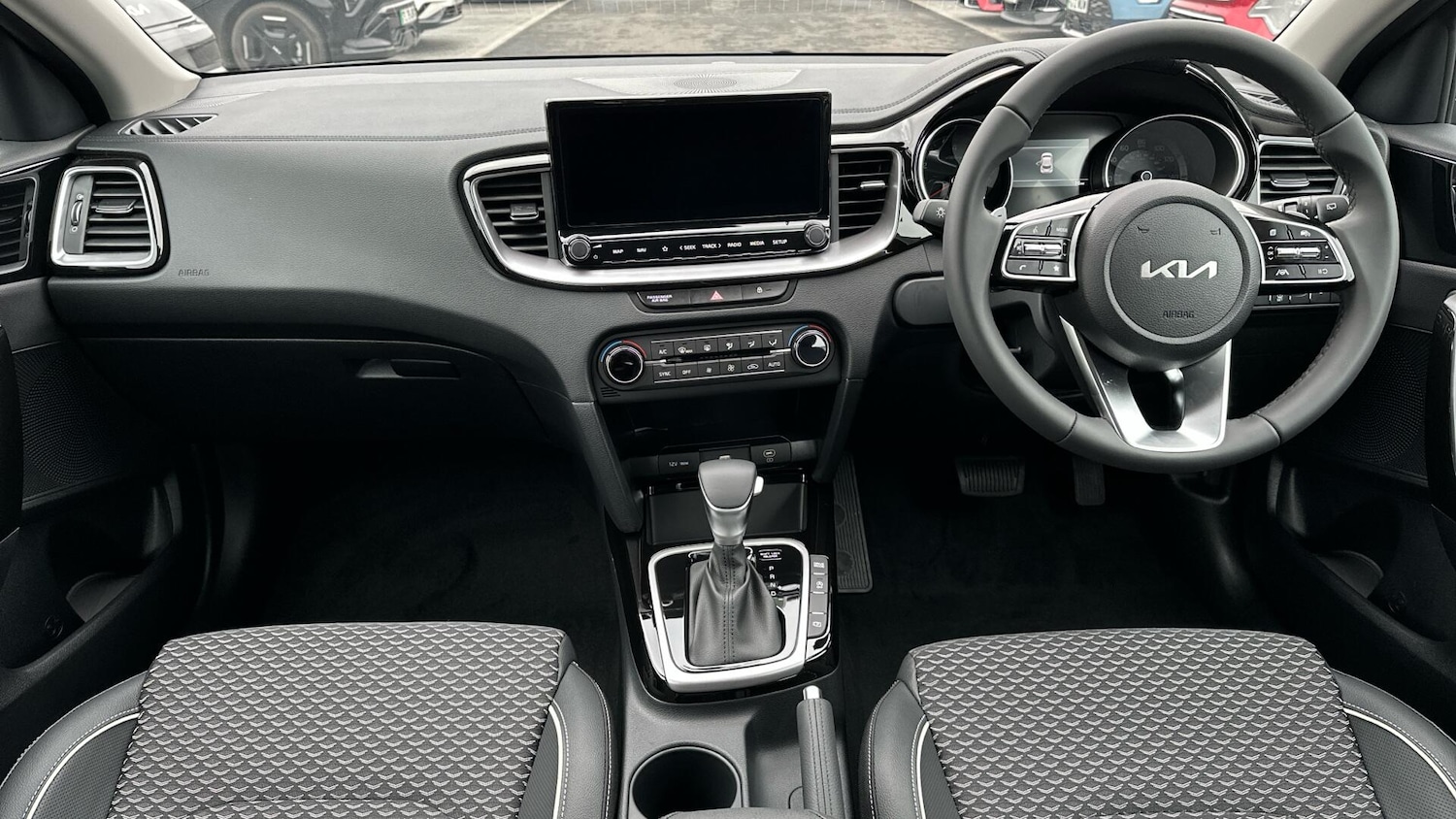 Used Kia XCeed 2025 for sale - 76498975: Photo 6