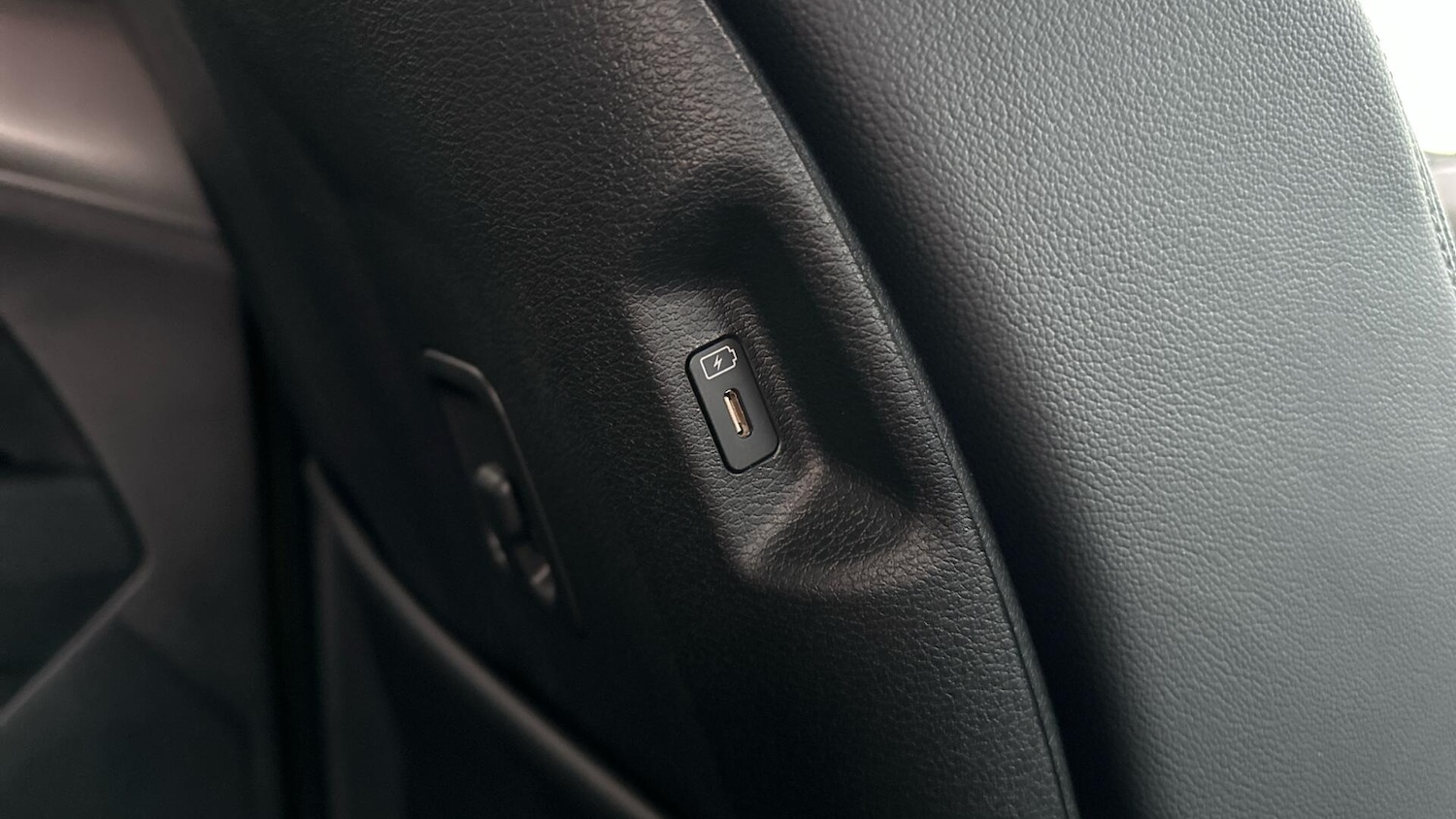 Used Kia Sportage 2023 for sale - 76380748: Photo 32