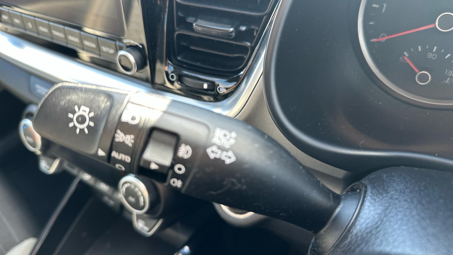 Used Kia Stonic 2021 for sale - 76336780: Photo 13