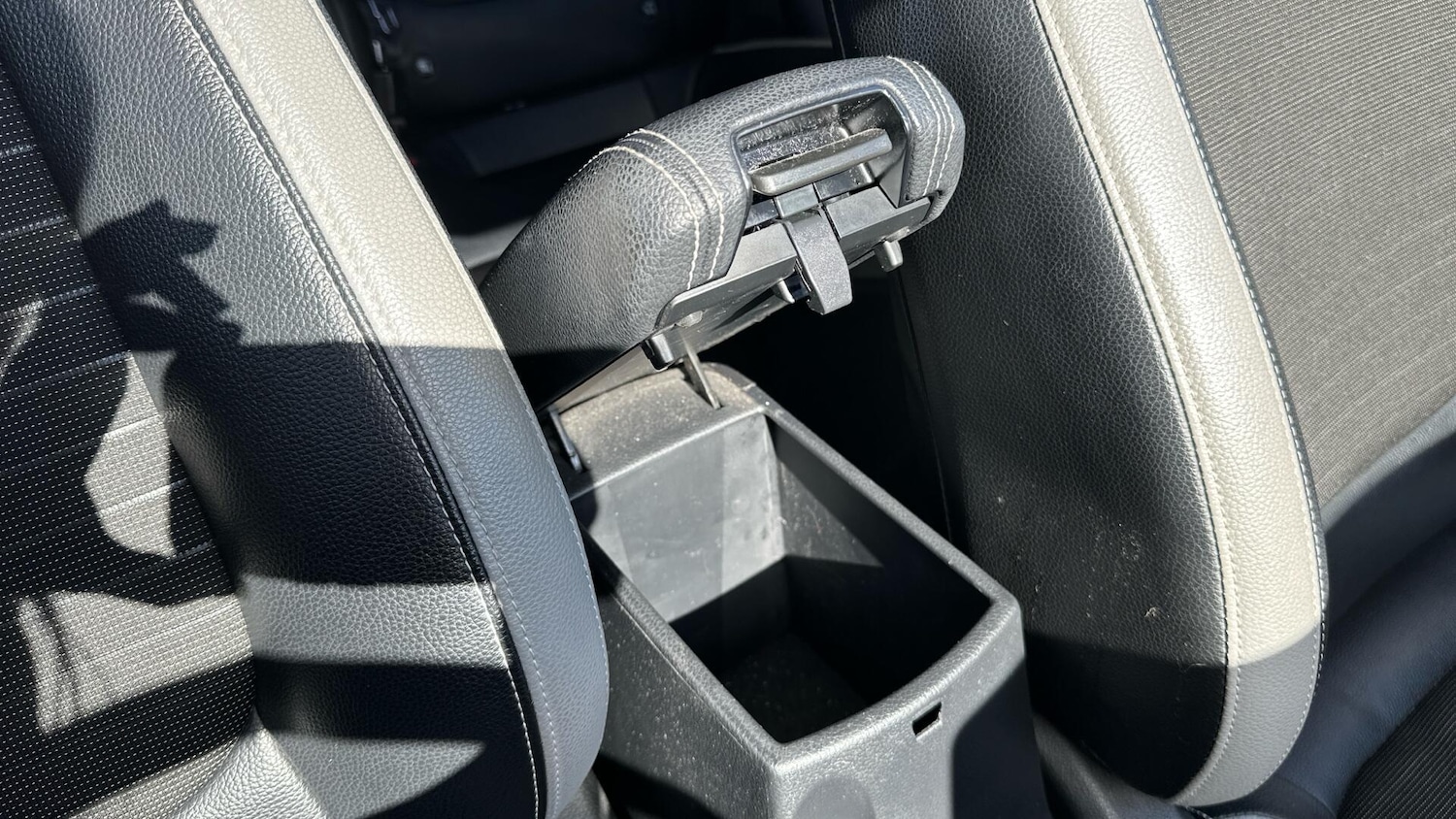 Used Kia Stonic 2021 for sale - 76336780: Photo 19