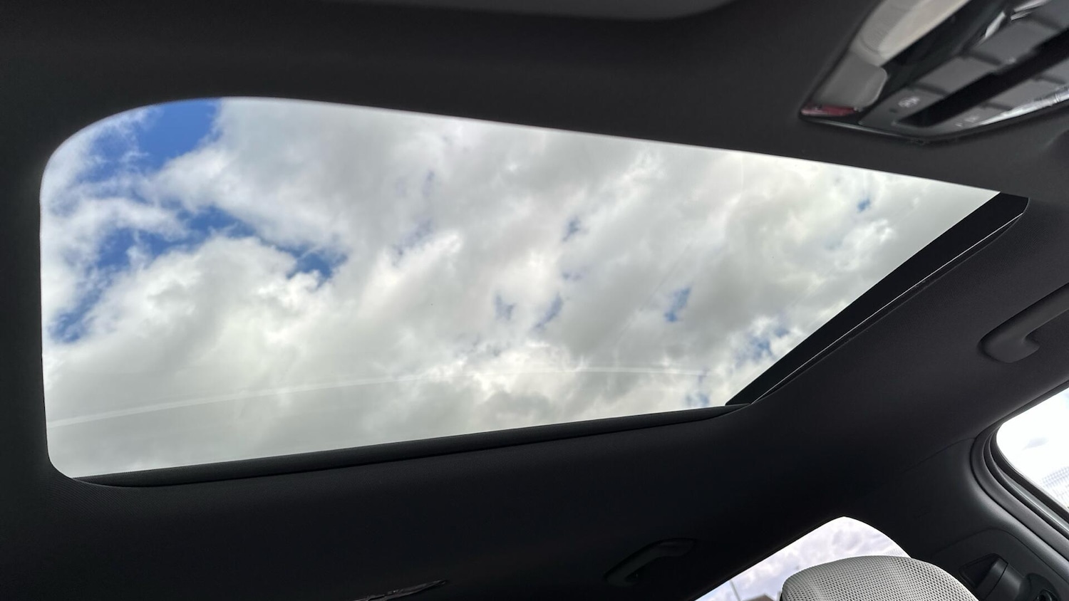 Used Kia EV3 2025 for sale - 76573407: Photo 12