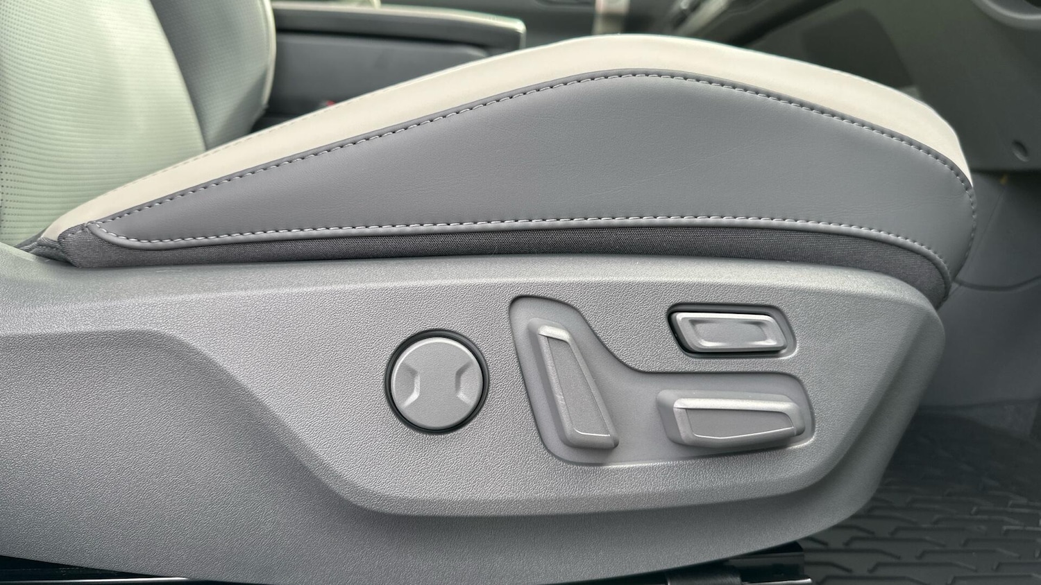 Used Kia EV3 2025 for sale - 76573407: Photo 29