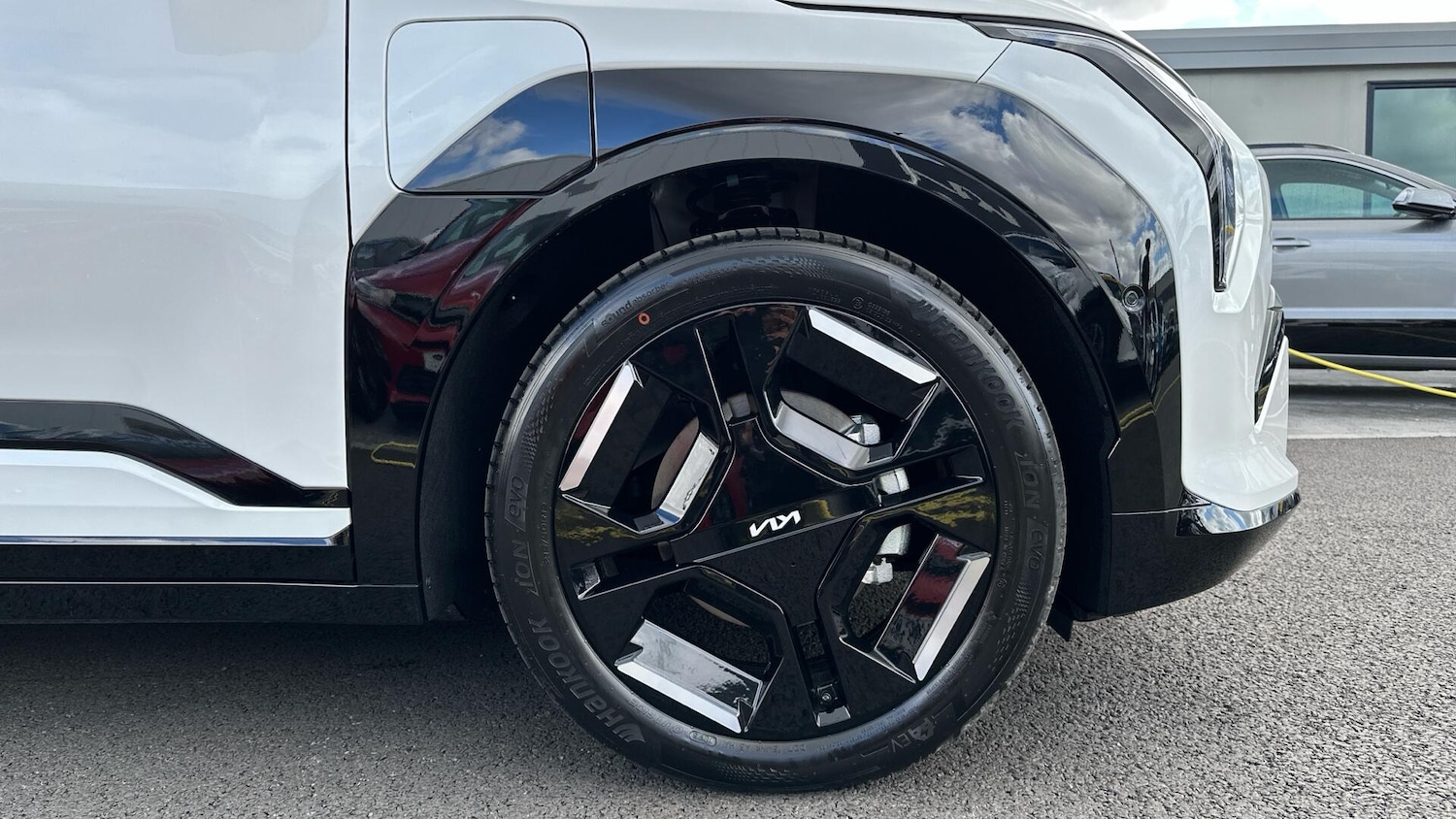 Used Kia EV3 2025 for sale - 76573407: Photo 5