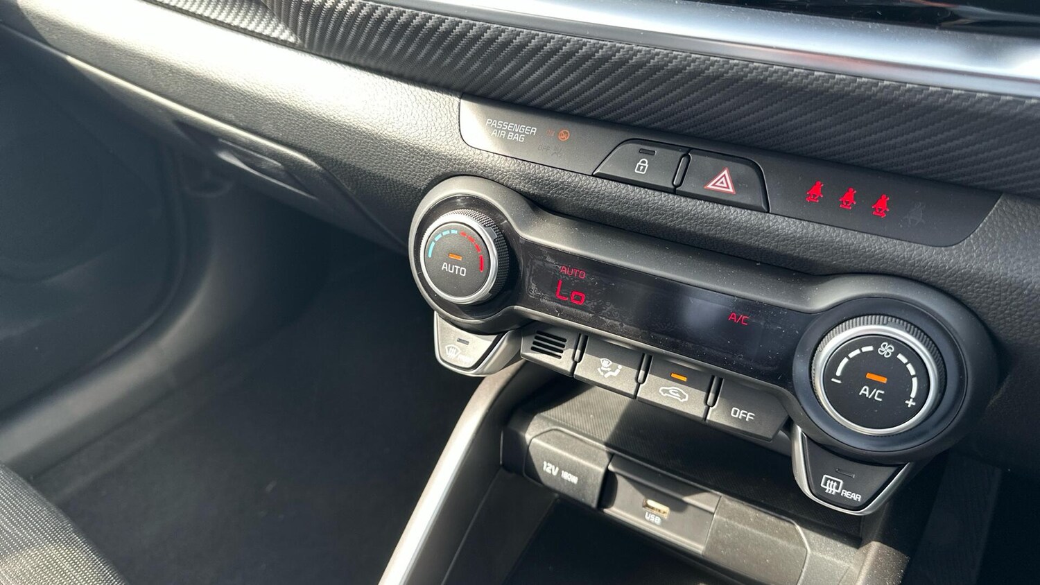 Used Kia Stonic 2025 for sale - 76336051: Photo 12