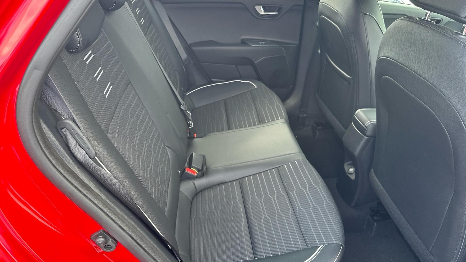 Used Kia Stonic 2025 for sale - 76336051: Photo 21