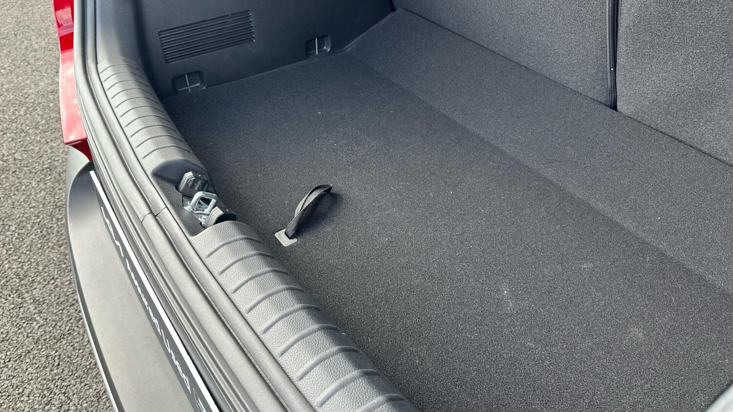 Used Kia Stonic 2025 for sale - 76336051: Photo 38