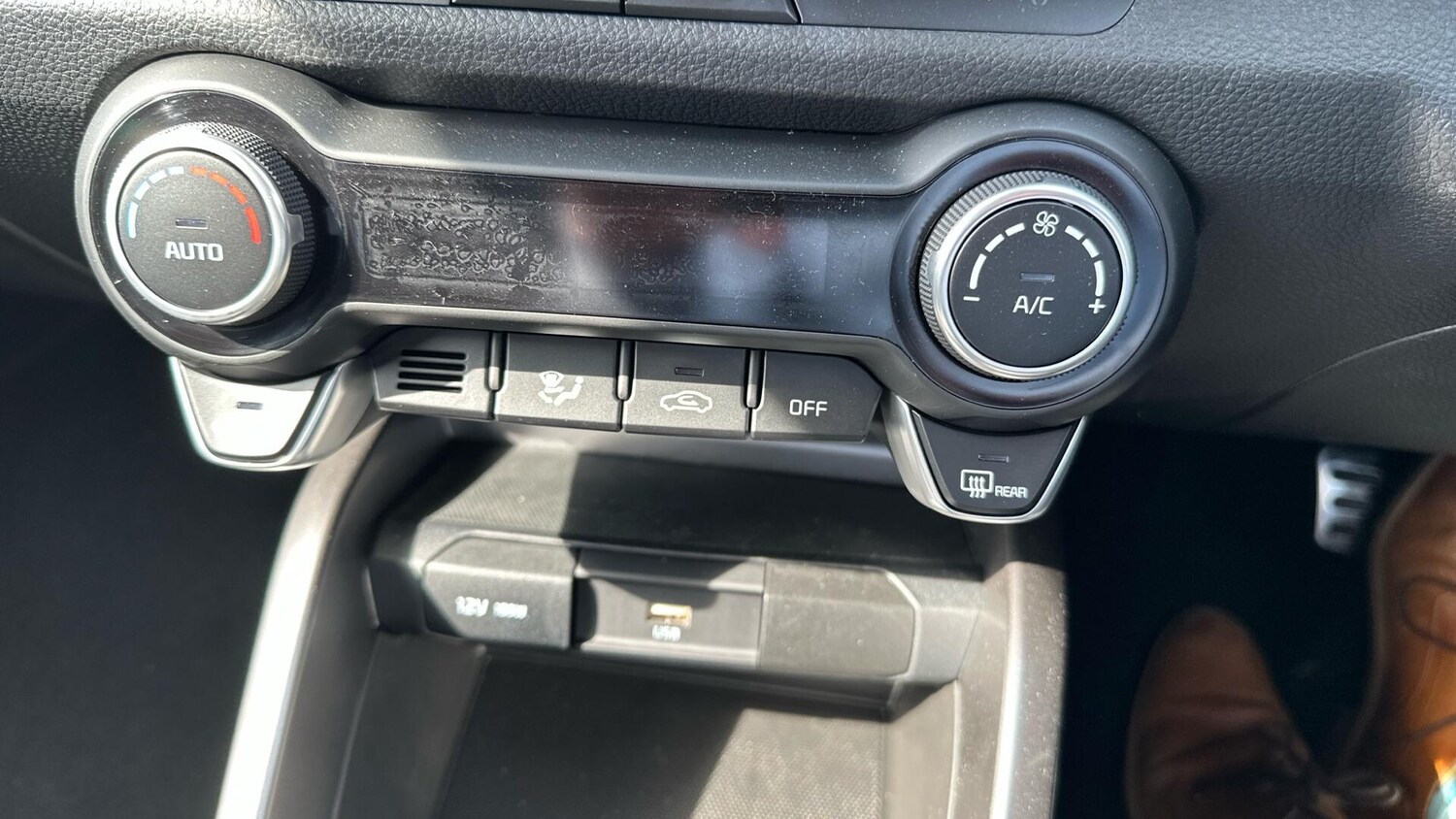 Used Kia Stonic 2025 for sale - 76336051: Photo 9