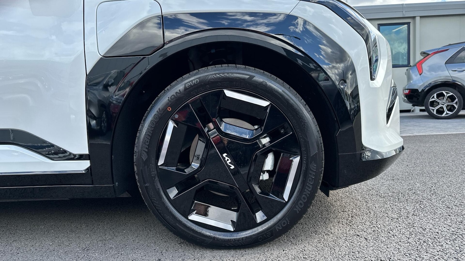 Used Kia EV3 2025 for sale - 76585155: Photo 5