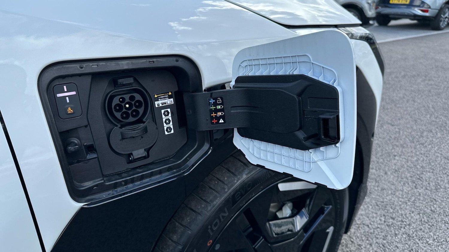 Used Kia EV3 2025 for sale - 76585155: Photo 9