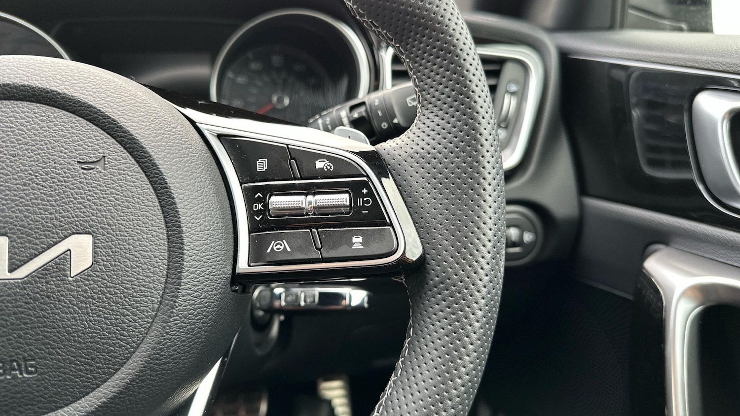 Used Kia Ceed 2025 for sale - 76336236: Photo 14