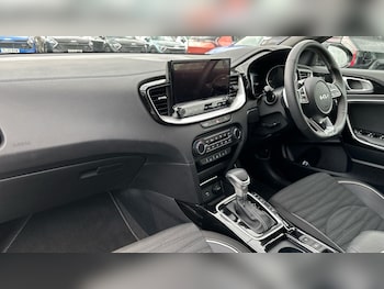 Used Kia Ceed 2025 for sale - 76336236: Photo