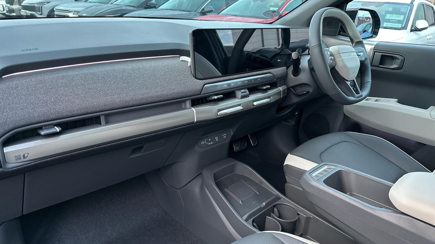 Used Kia EV3 2026 for sale - 77305103: Photo 3