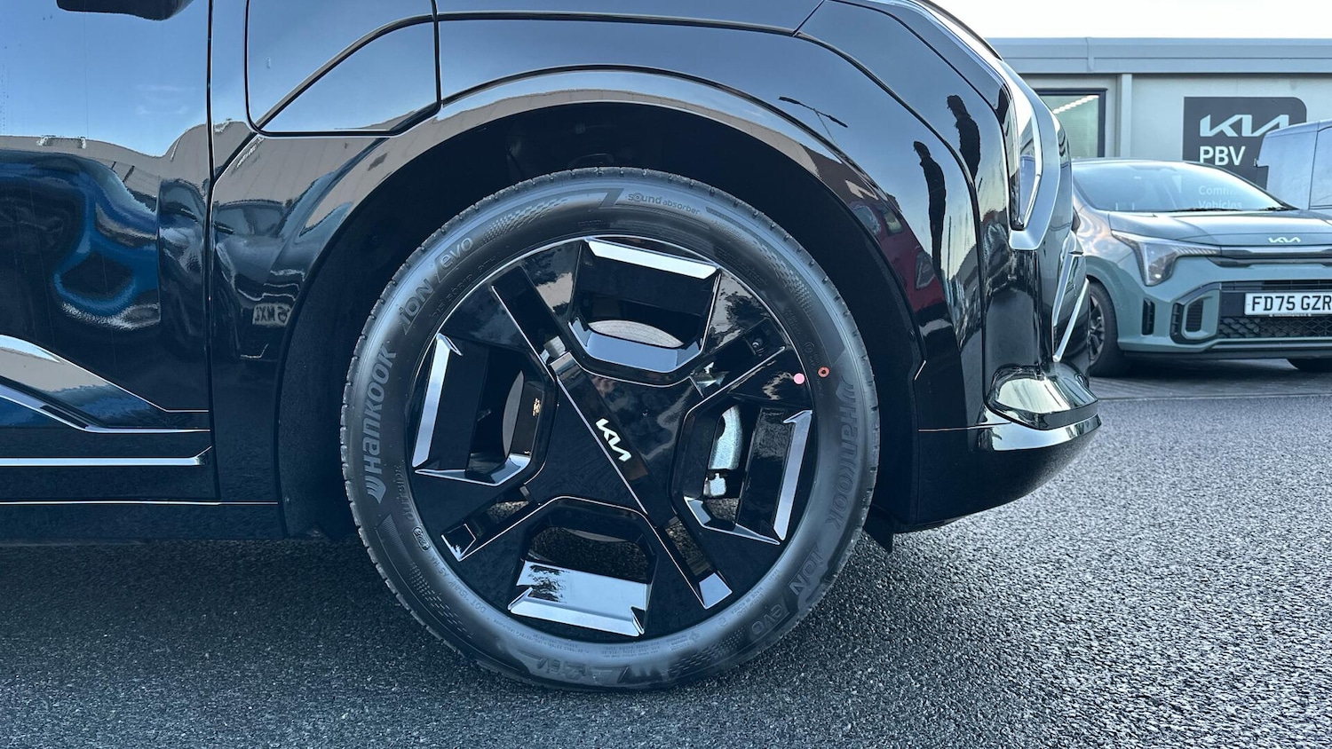 Used Kia EV3 2026 for sale - 77305103: Photo 5