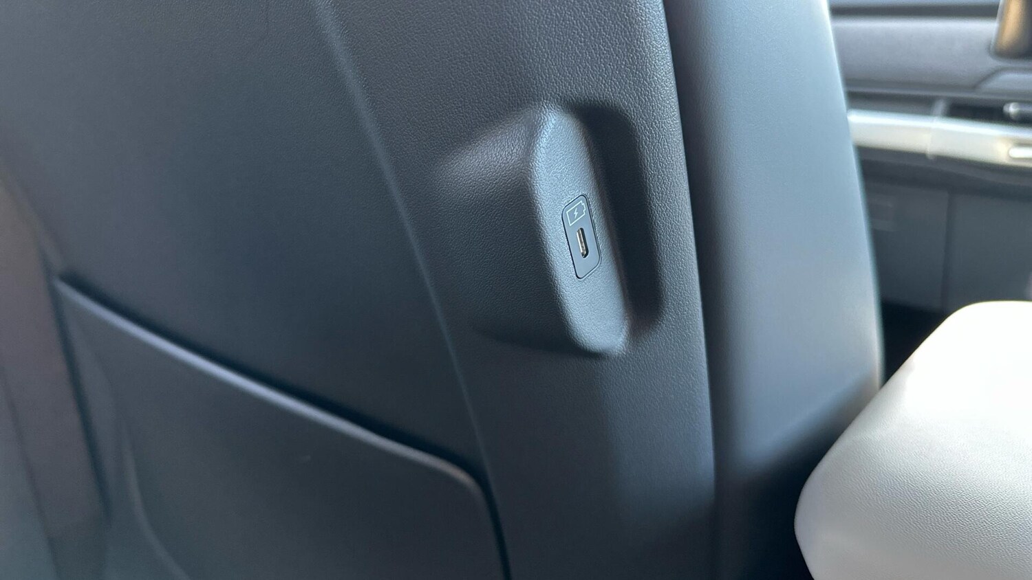 Used Kia EV3 2026 for sale - 77673129: Photo 35