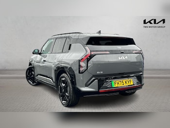 Used Kia EV3 2026 for sale - 77673217: Photo