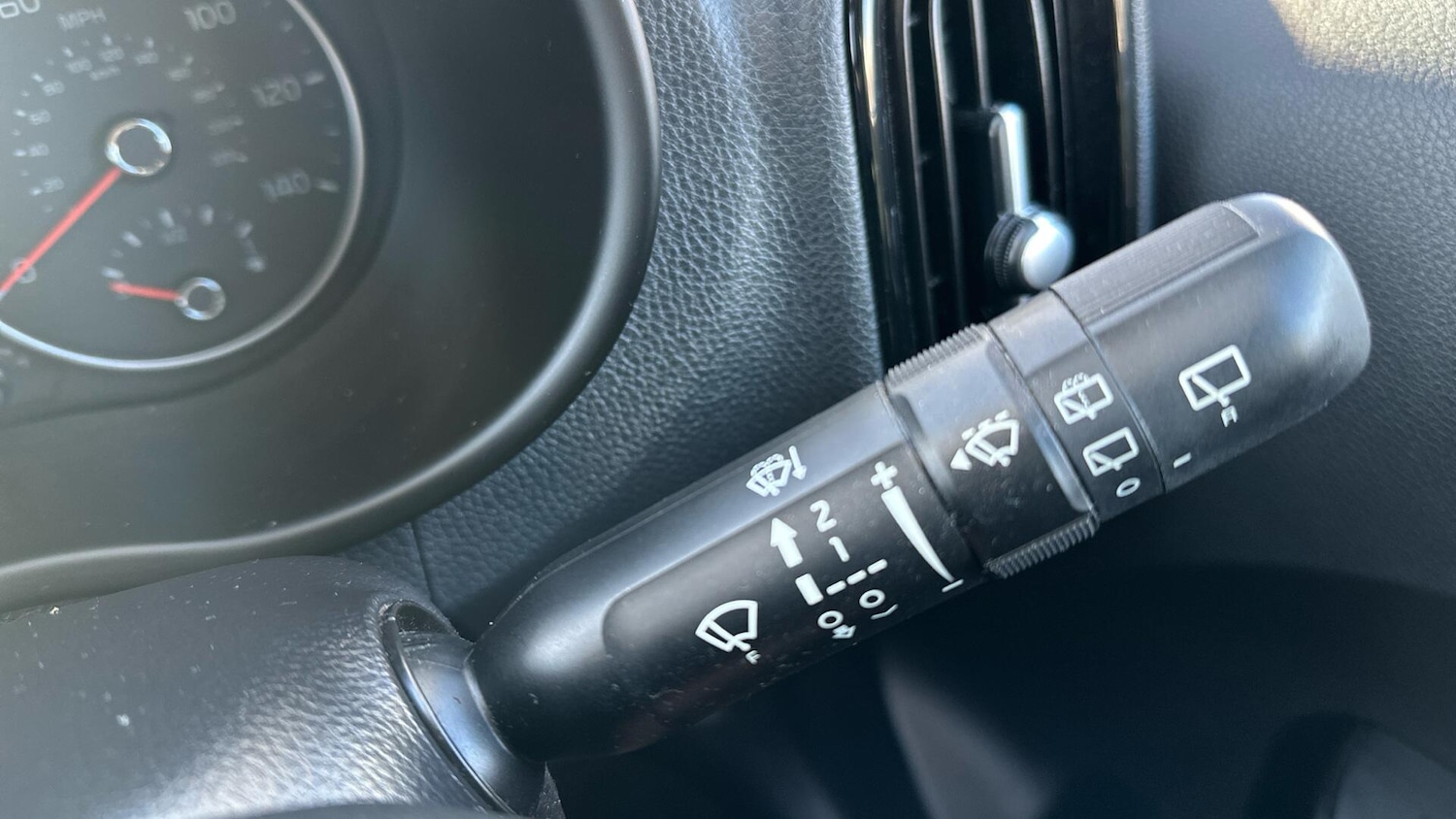 Used Kia Picanto 2023 for sale - 76765775: Photo 14