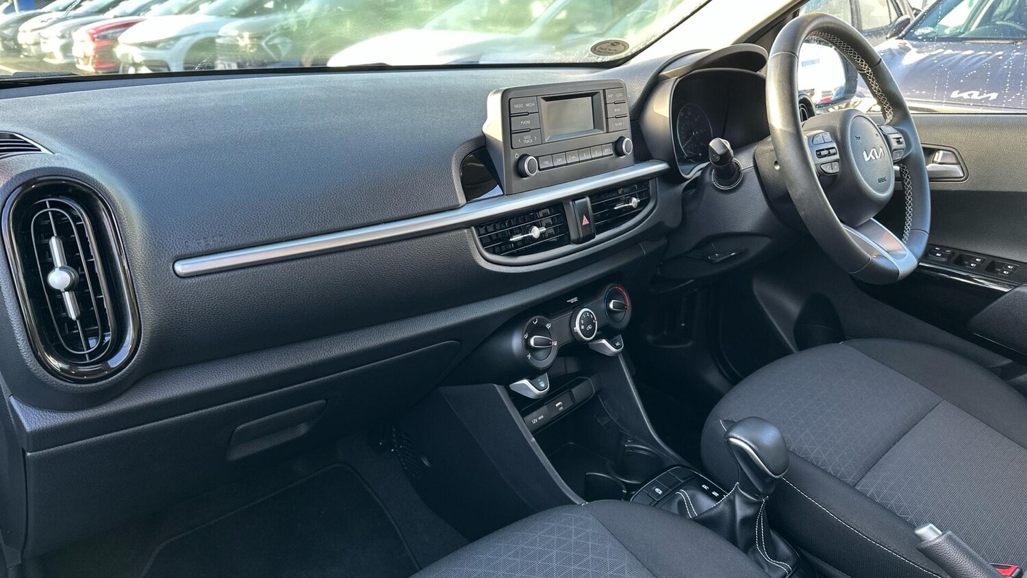 Used Kia Picanto 2023 for sale - 76765775: Photo 3