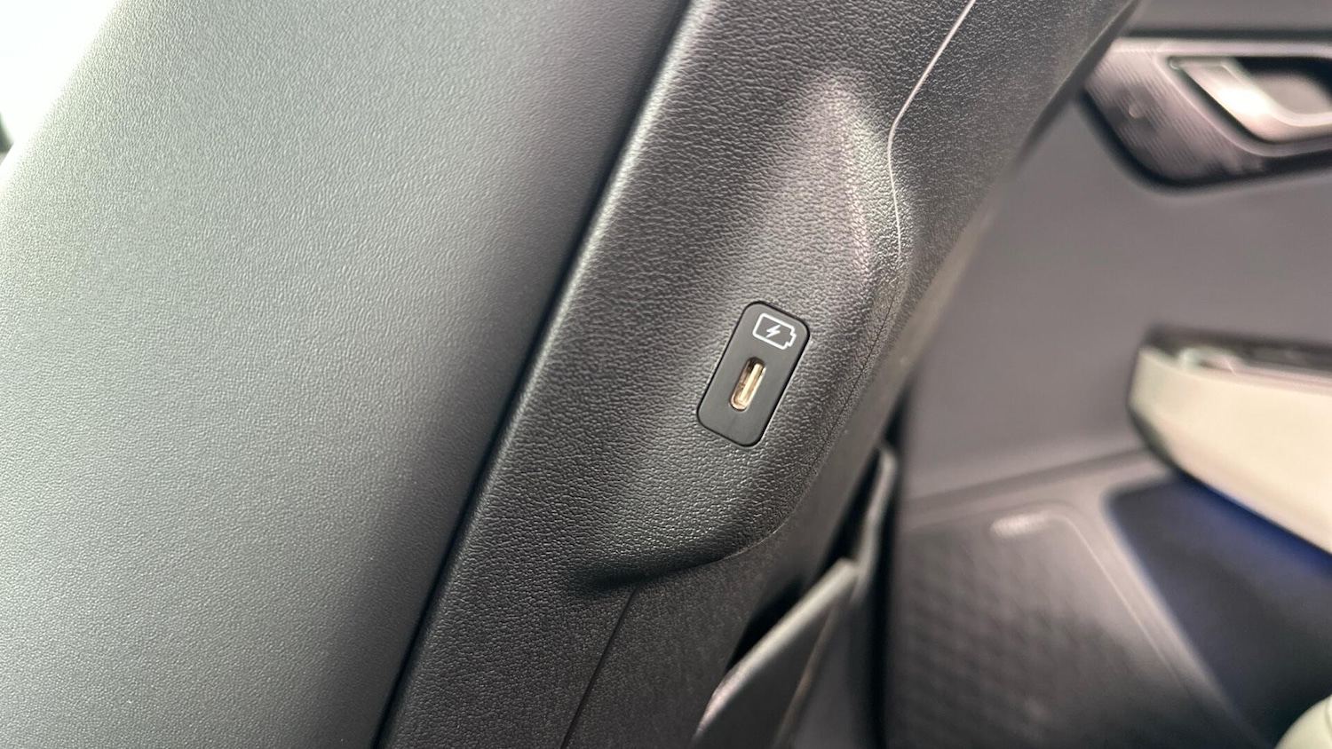 Used Kia EV6 2025 for sale - 76337833: Photo 35